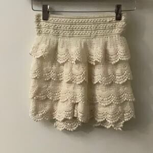 Prime Cut Cream Lace Ruffle Shorts M/L Balletcore Boho Coquette Girl Fairycore